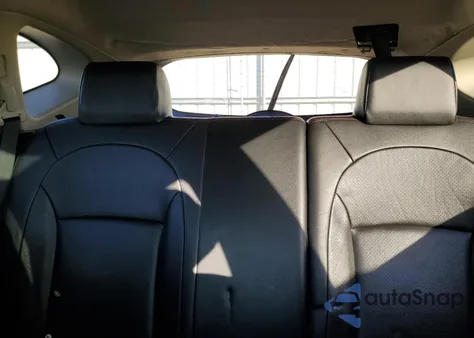 2013 Nissan Rogue S z USA, uszkodzony, nr VIN JN8AS5MV2DW615612